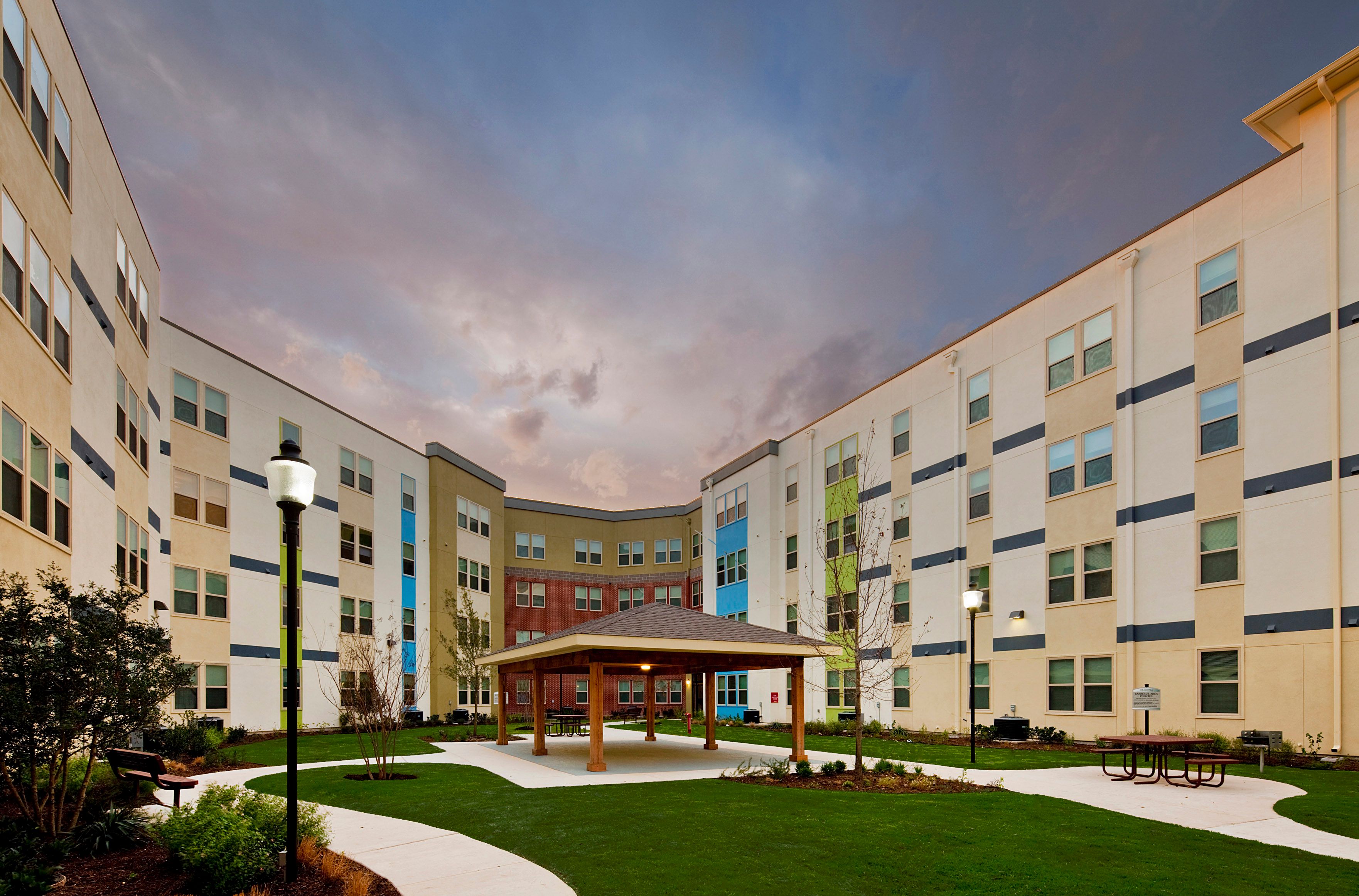 Balcones Lofts 8 of 8