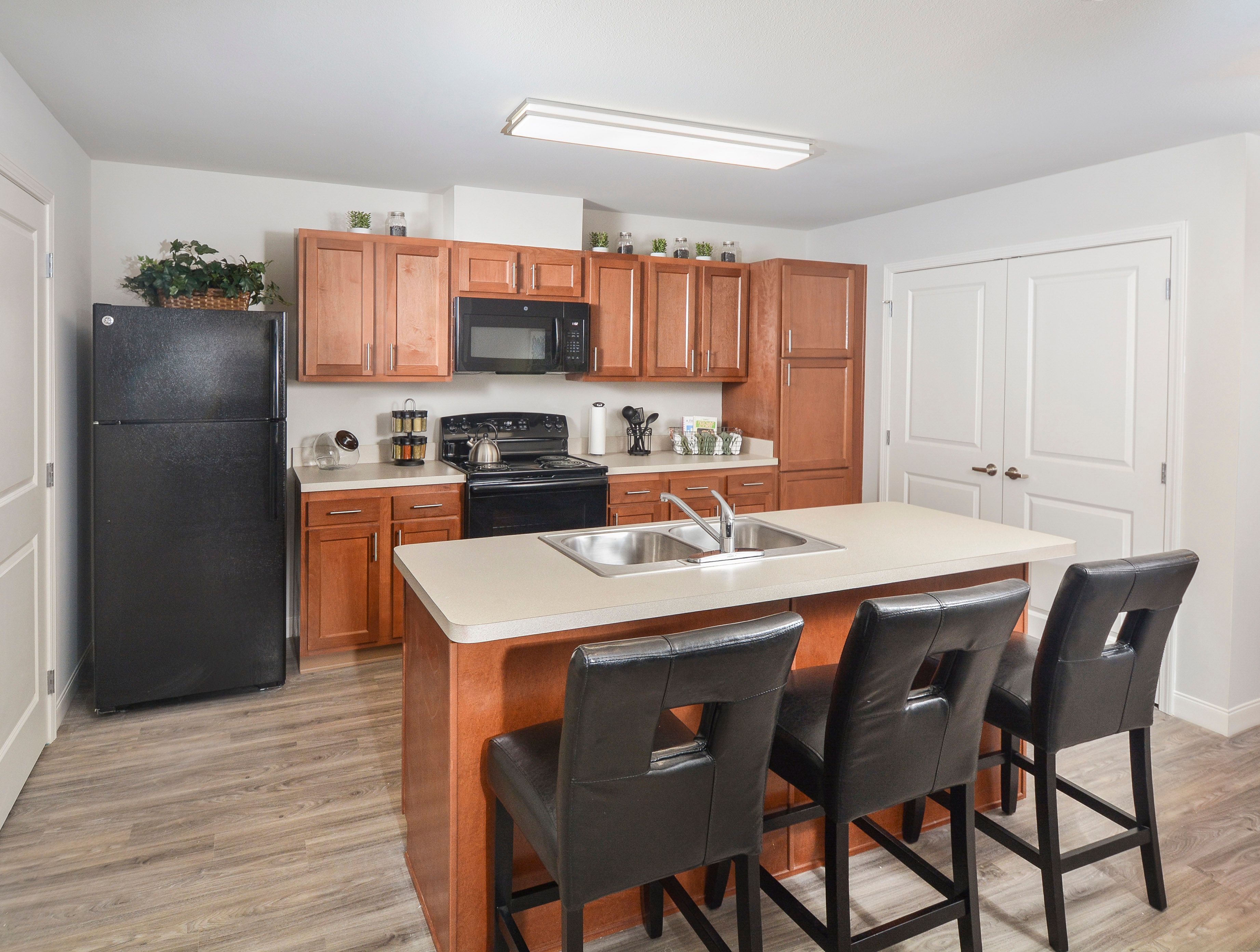 Tiffin Pointe 4 of 8