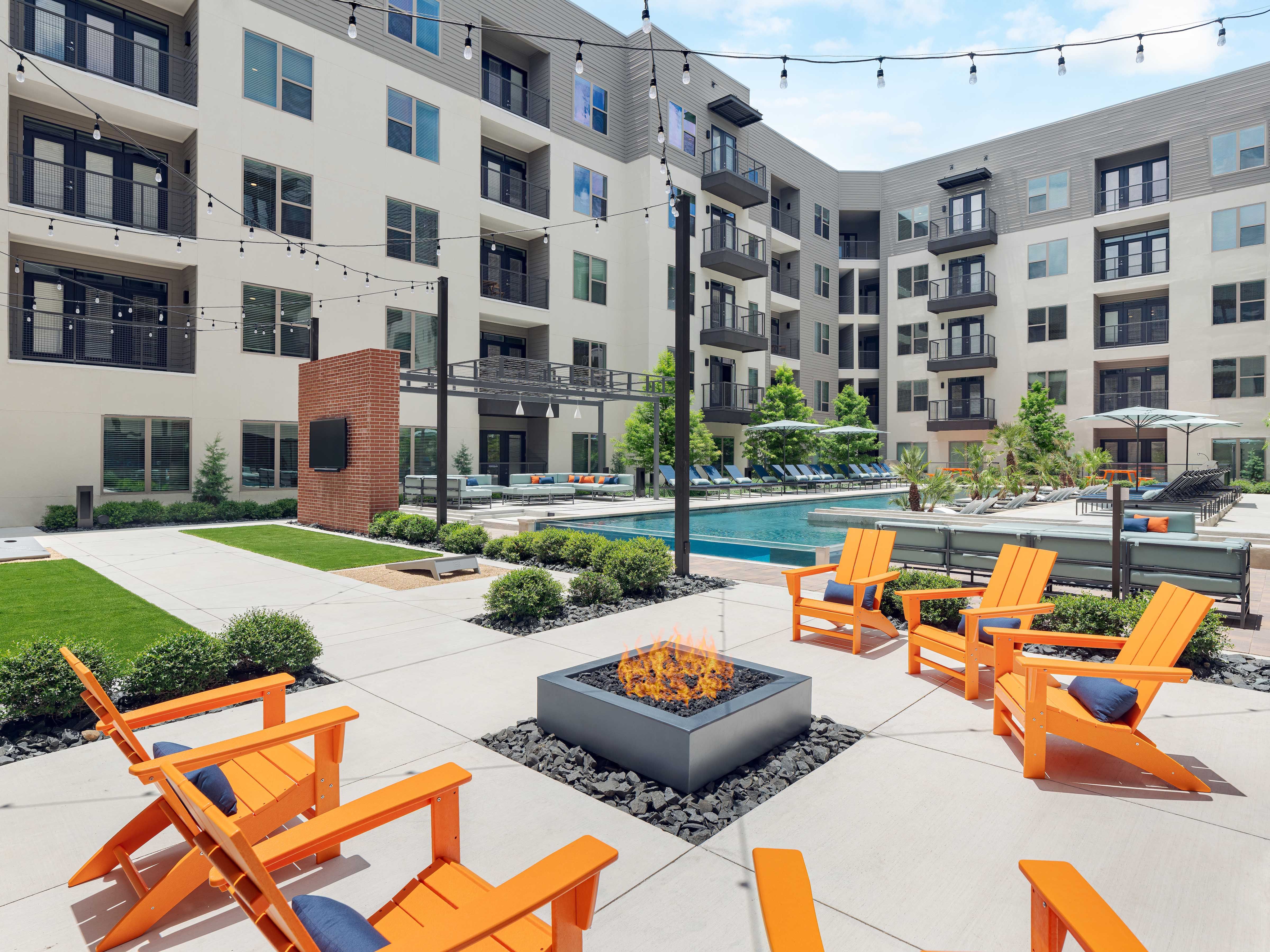 The Flats at River North 3 of 6