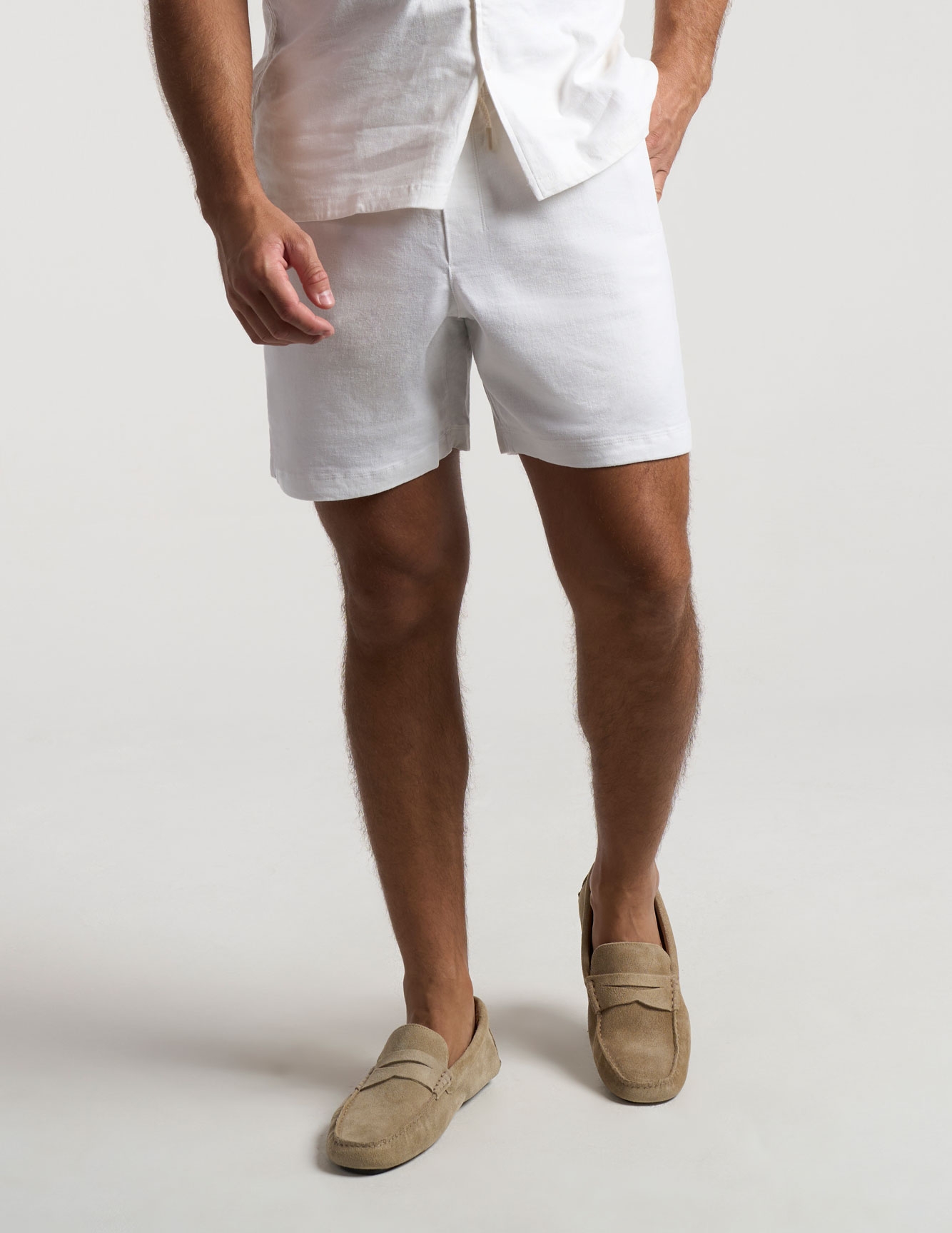 Tech Linen Shorts - White