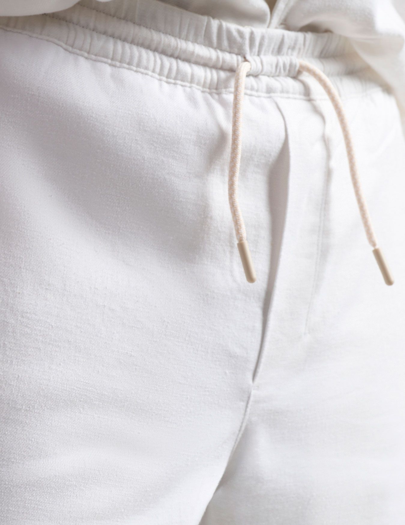 Tech Linen Shorts - White