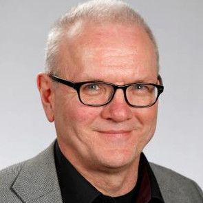 Bilde av forfatteren Leif Nummela