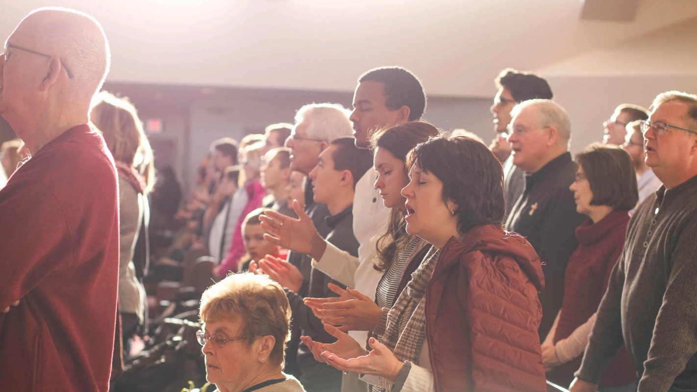 Én kirke, utskilt fra verden, innvidd til Gud (Den hellige ånd 10/12)