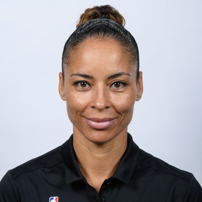 Allison Feaster headshot