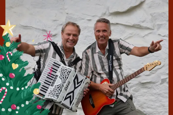 To karer med trekkspill og gitar.