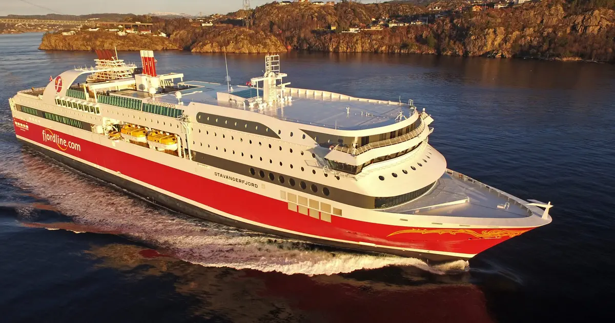 Fjord Line seiler inn i skyen for å gi gjestene sine smartere digitale opplevelser om bord