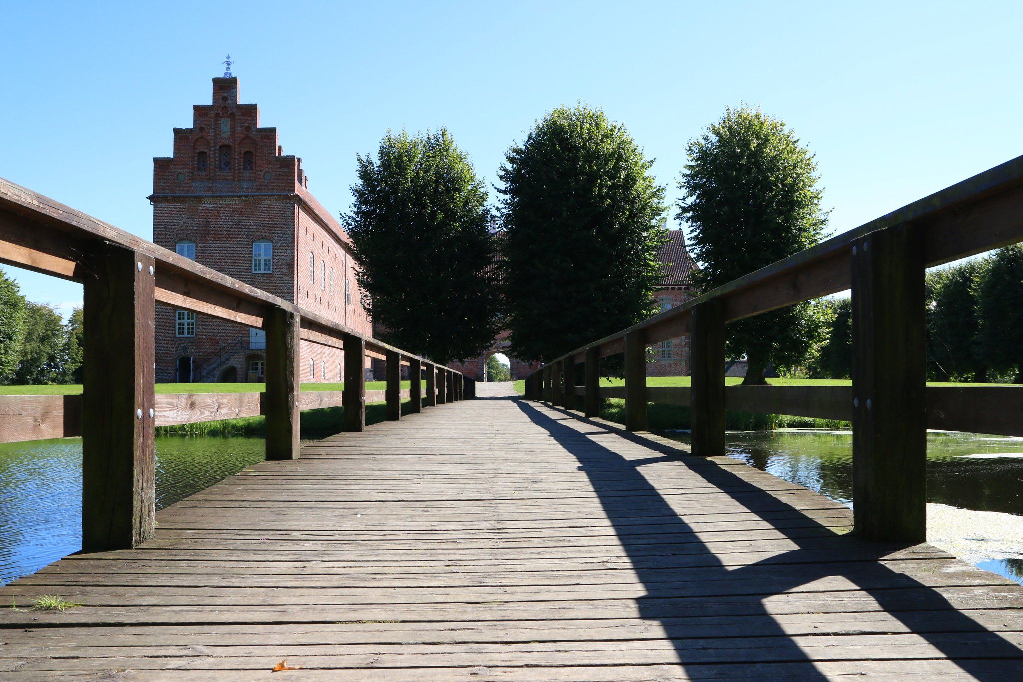 Slottet ligger i et fantastisk rekreasjonsområde. Foto: Fjord Line