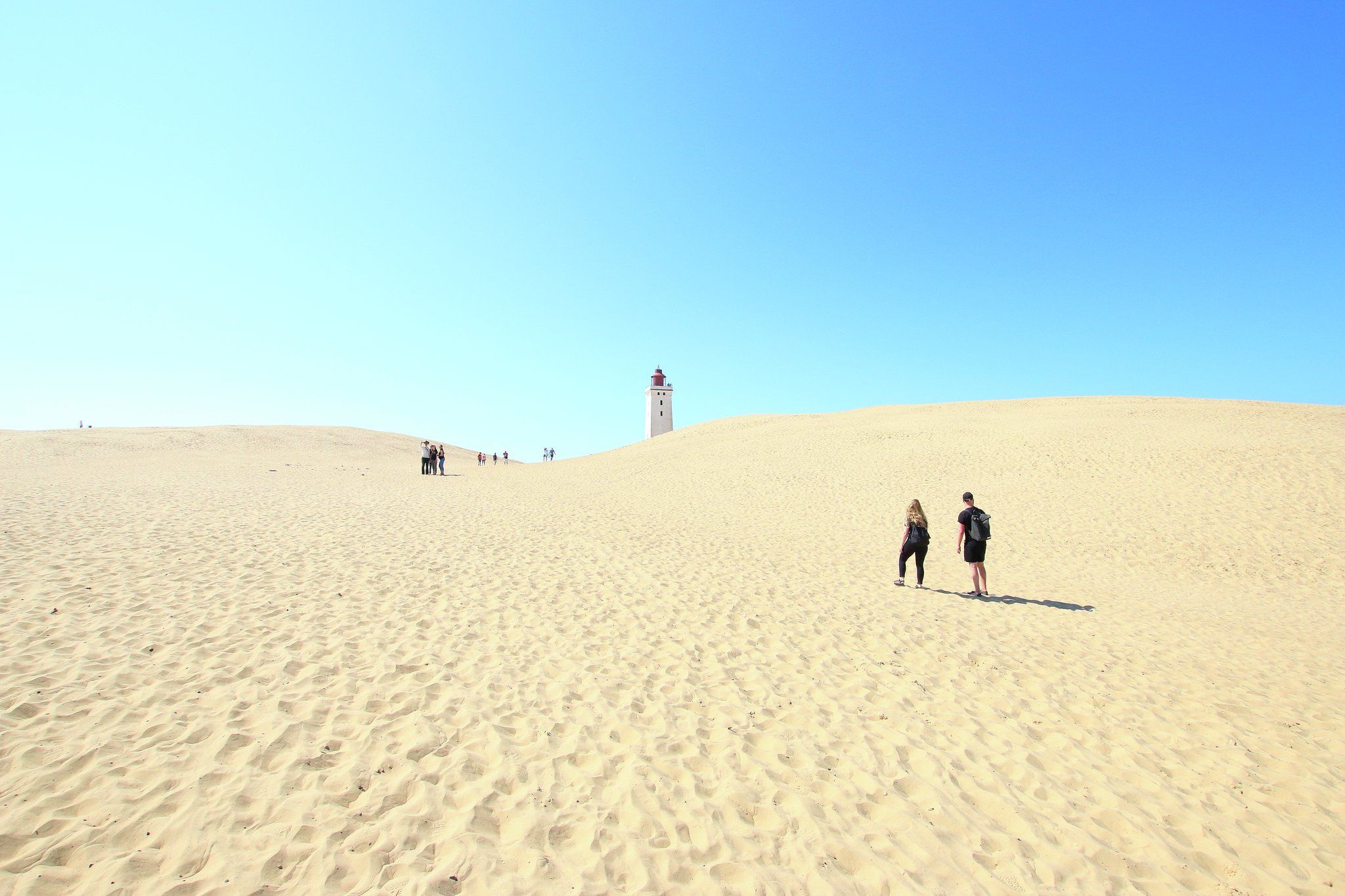 God trening for beina med gåtur i sanden. Foto: Fjord Line