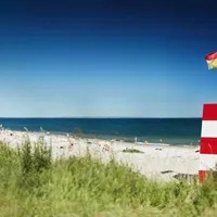 Ligger vakkert til. Ikke langt fra museet, ligger Moesgaard Strand. Her er det bare å hoppe uti. Foto: Visit Denmark