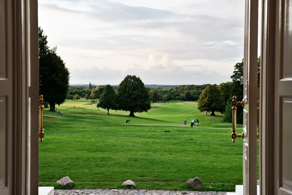 Kokkedal Slot har også en flott golfbane. Foto: Robin Skjoldborg
