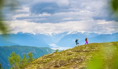 Myrkdalsekspressen – the fast way up the mountain
