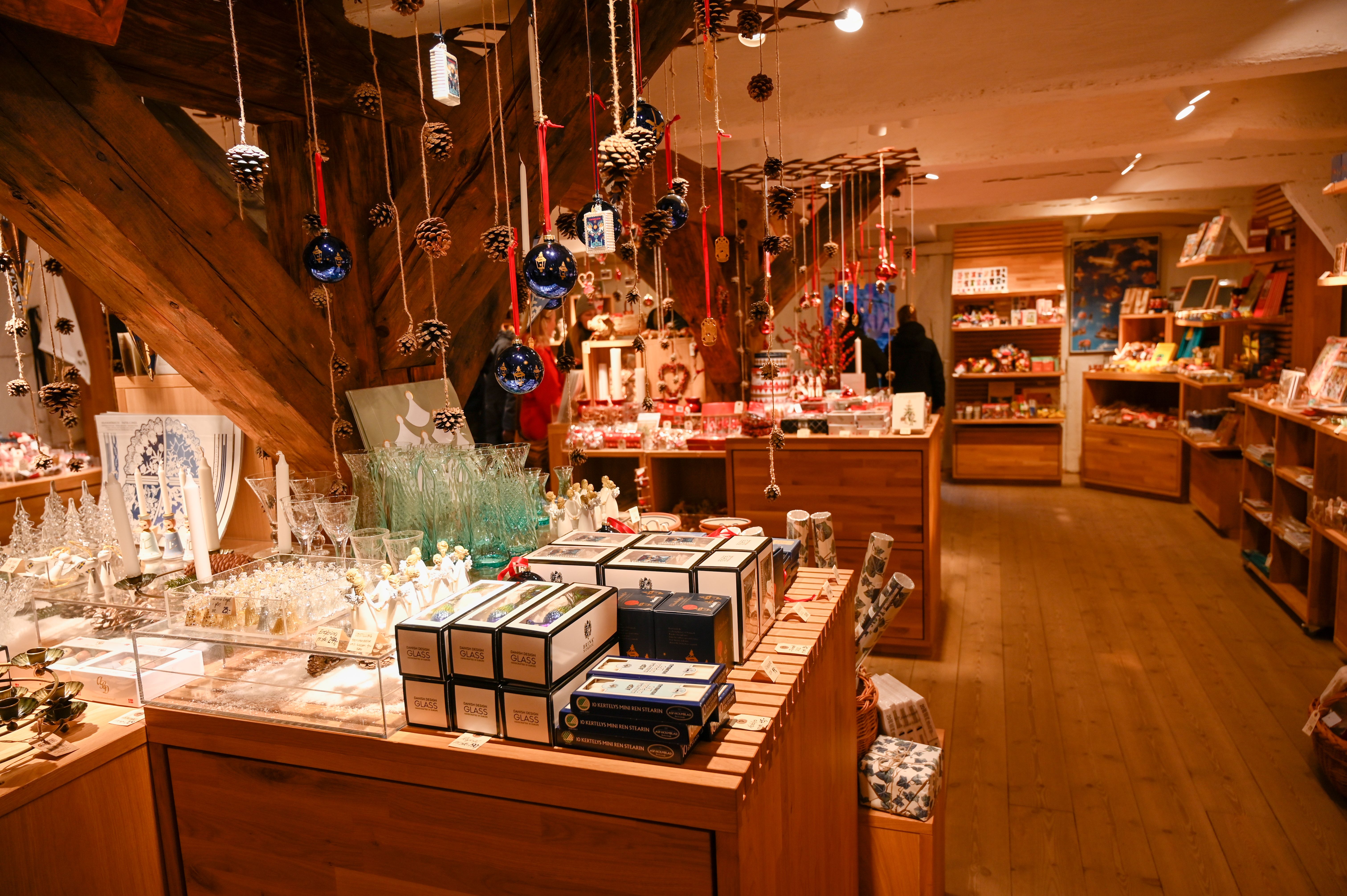 Foto fra julebutikken i den gamle by. 