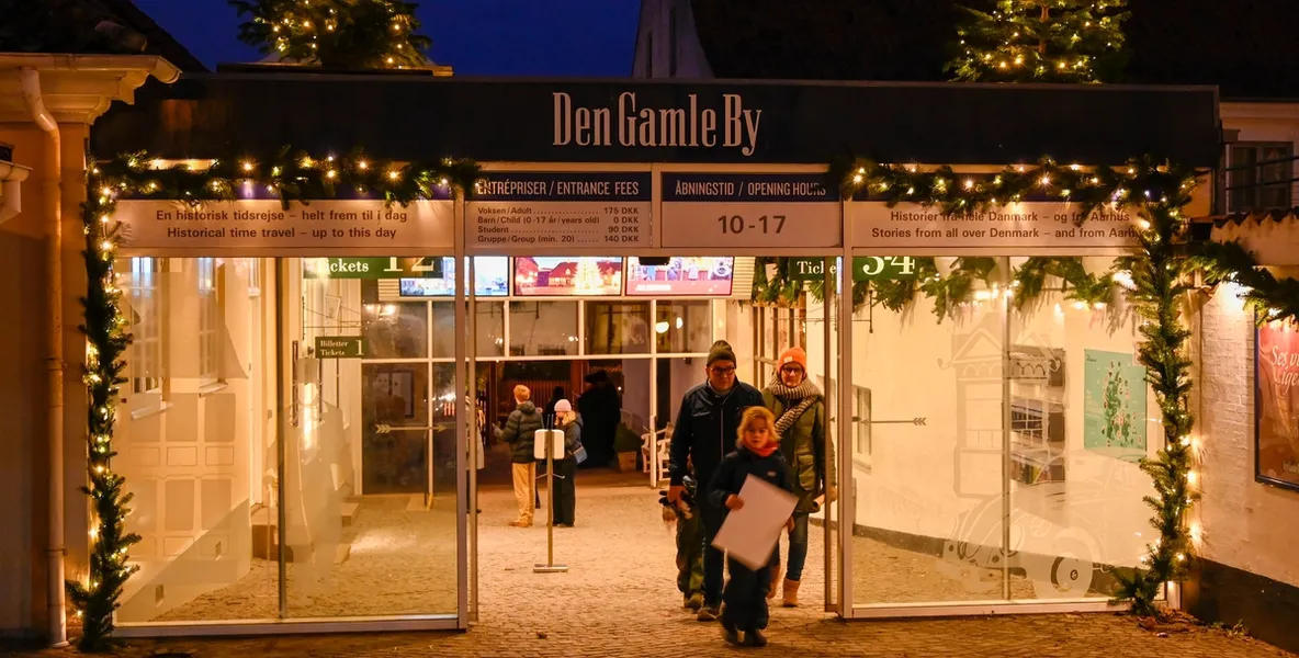 Inngangen til Den Gamle By. Foto.