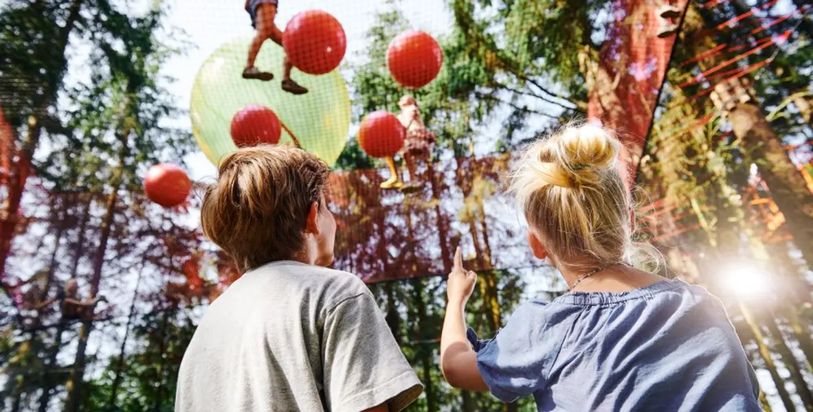 Barne leker i Wow Park Billund