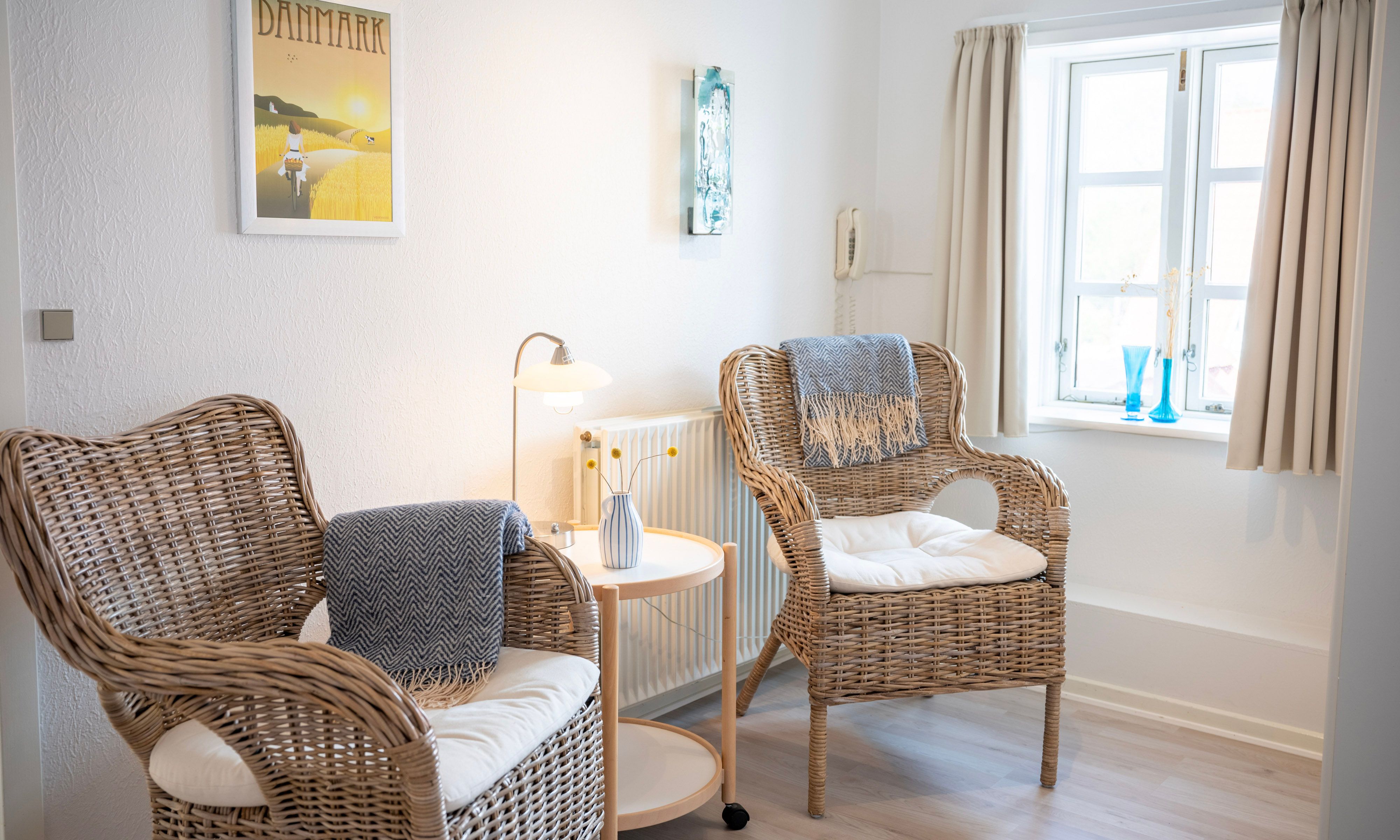 Foto av interiør på hotellrom. 