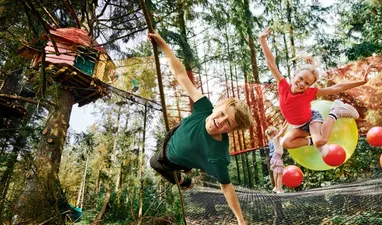 Wow Park – føl deg som Tarzan i tretoppene