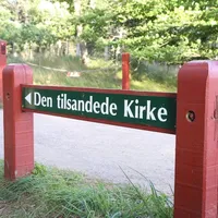 Den tilsandede kirke