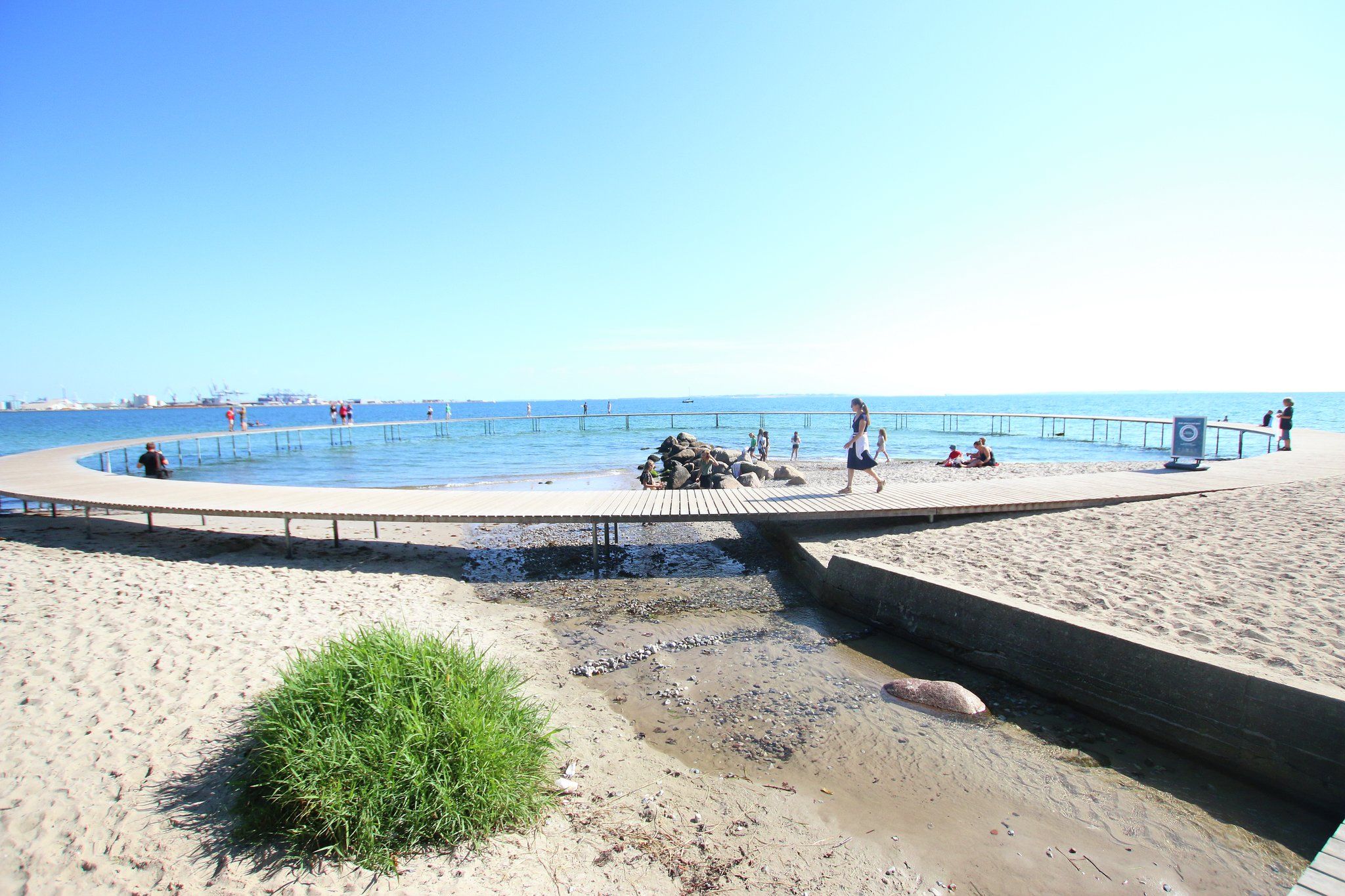 Den uendelige bro utenfor Aarhus