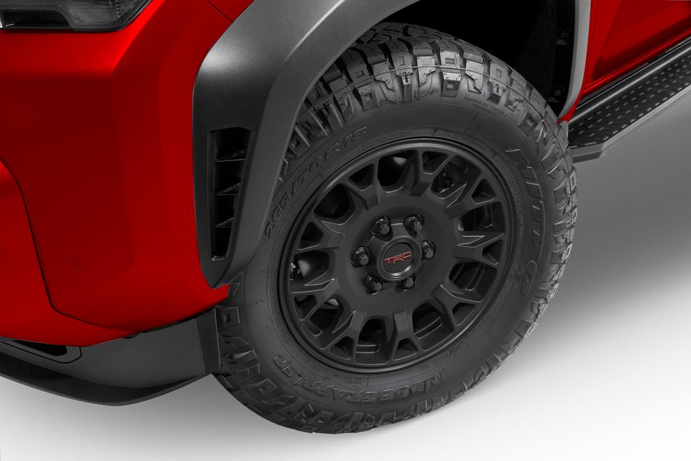 Exterior view of a Toyota 4Runner XP Hybrid HEV. Showing off its multiple features and accessories.