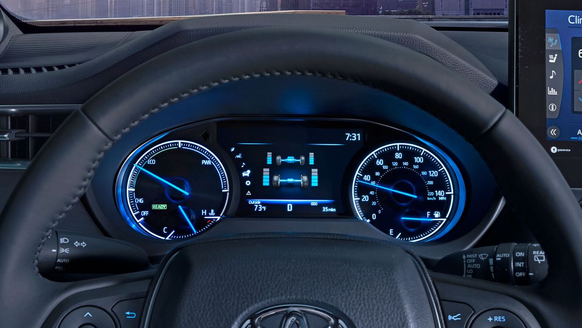 Venza multi-information display