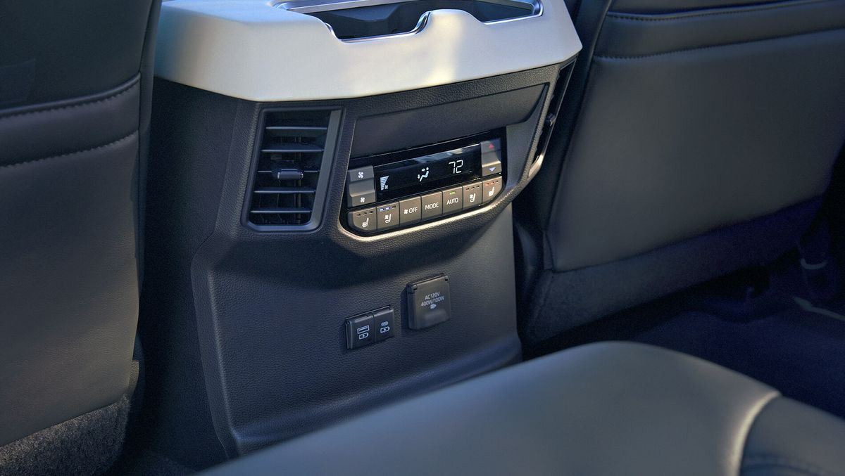 Toyota Sequoia backseat heat and ventilation
