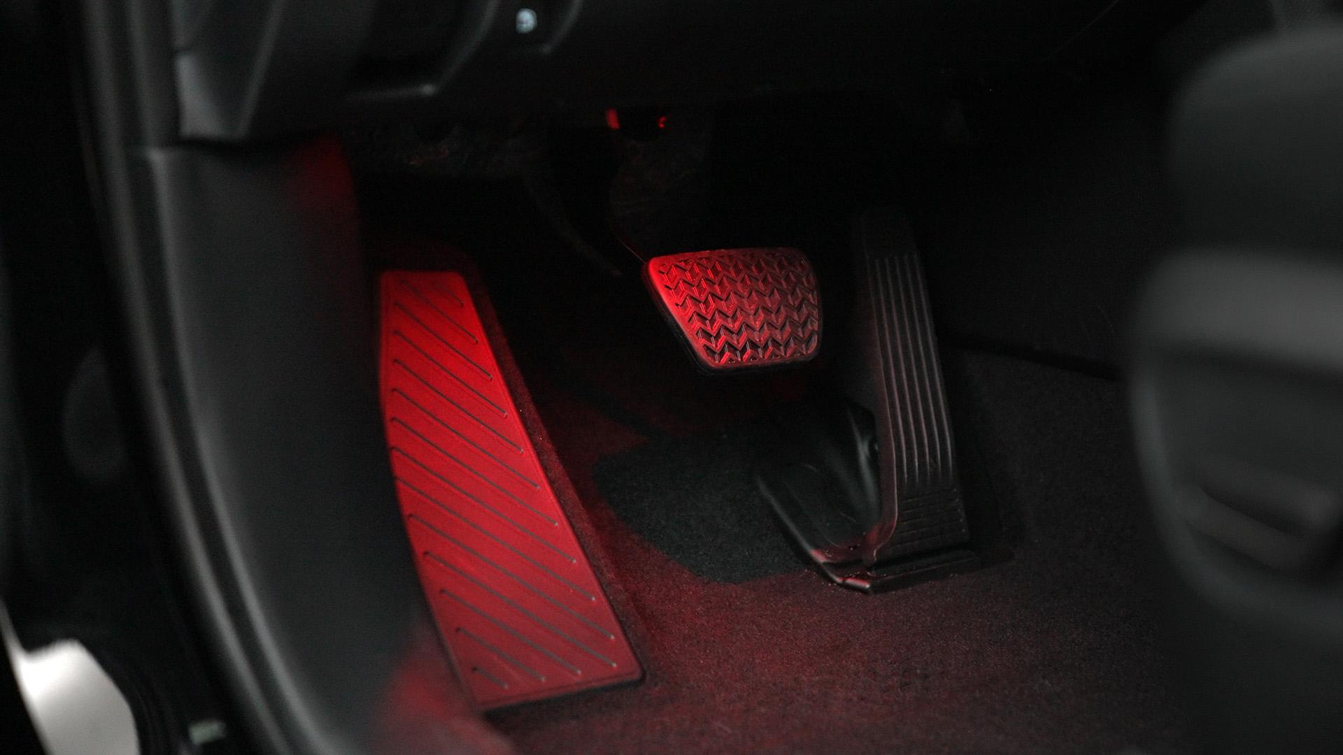 SmartLED Ambient Lighting in red