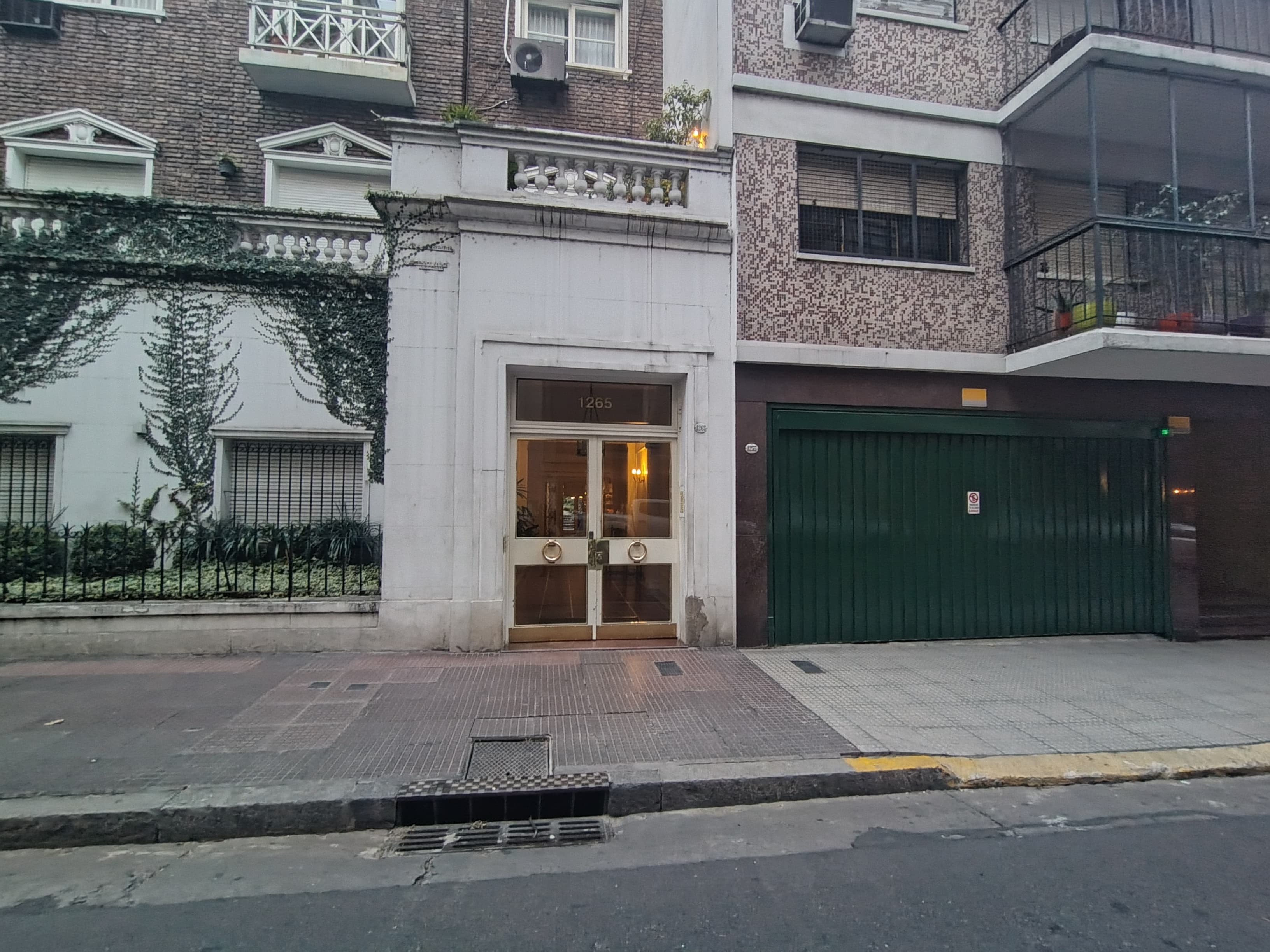 Imagen de 3 Ambientes con Dependencia y Patio - Recoleta