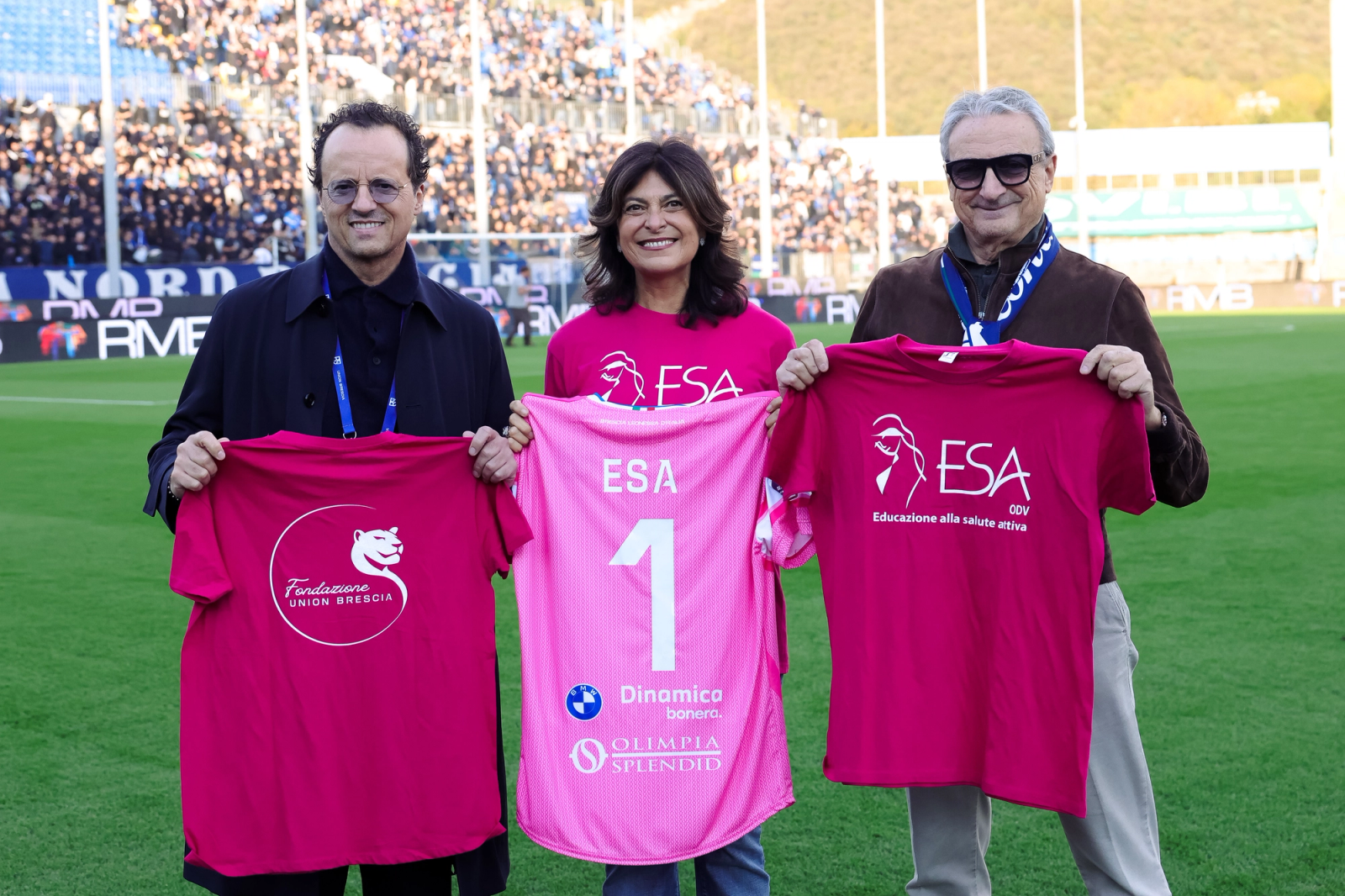 La presidente di ESA Nini Ferrari con il presidente di Union Brescia Giuseppe Pasini e il presidente di Fondazione Union Brescia Giovanni Olivini
