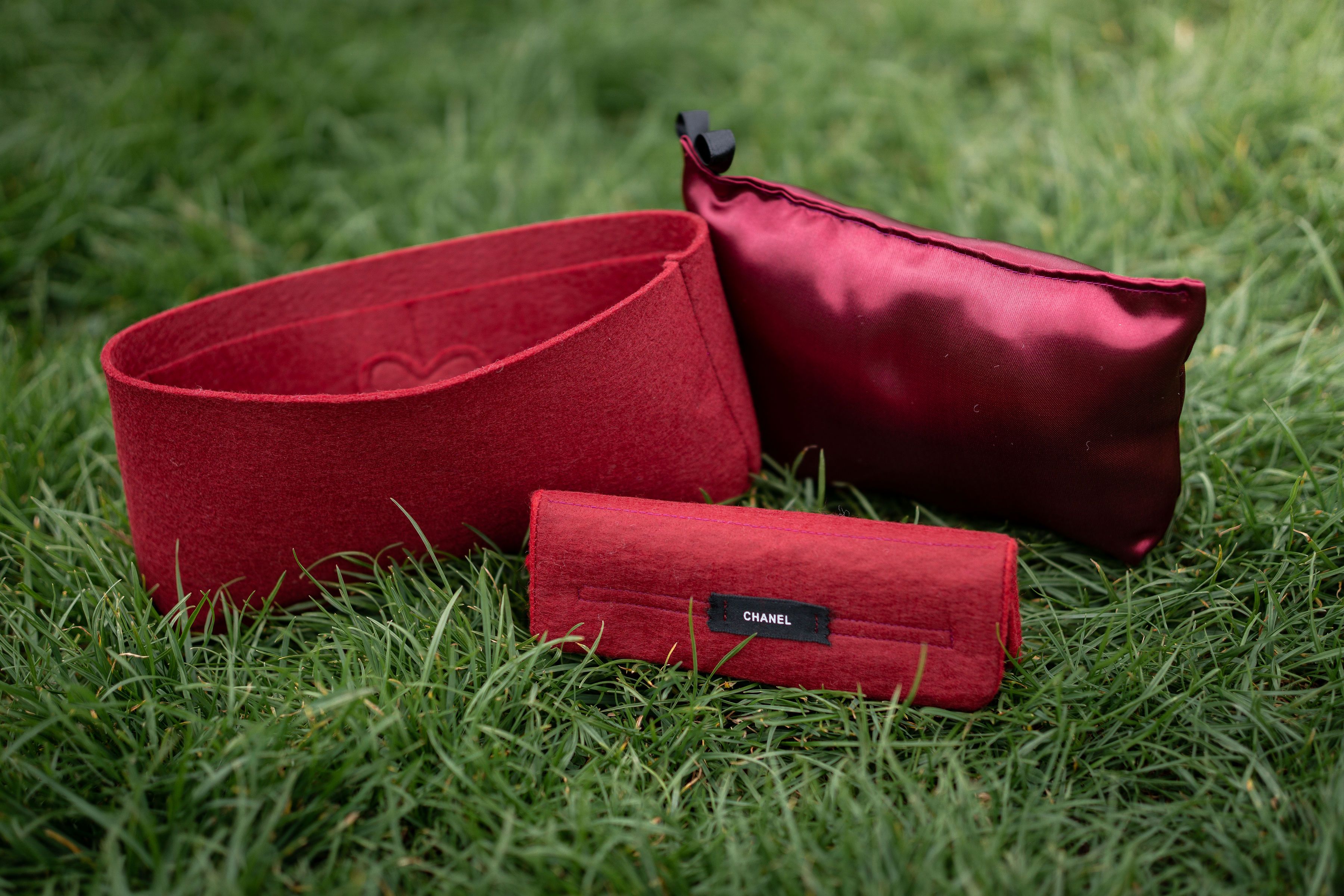 Chain wrap padded protector for flap bags 4