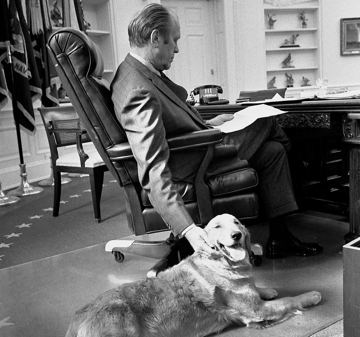 President Ford met zijn Golden Retriever