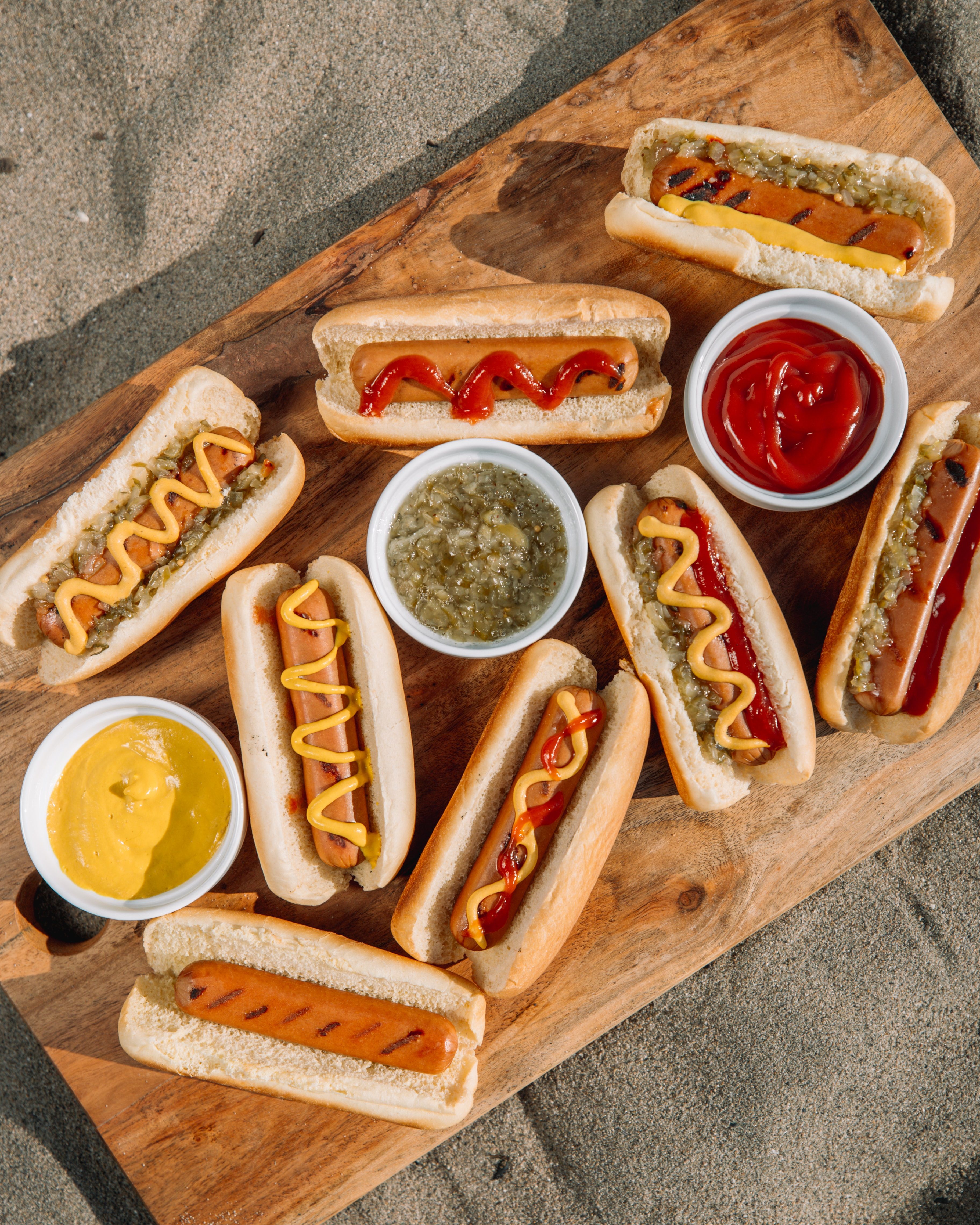 Titelbild von Gottesdienst und Hot dogs vom JiM