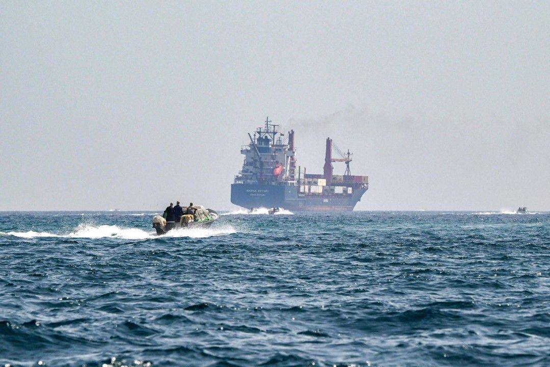 French, Japanese, and Oman-linked ships have broken through the Hormuz blockade