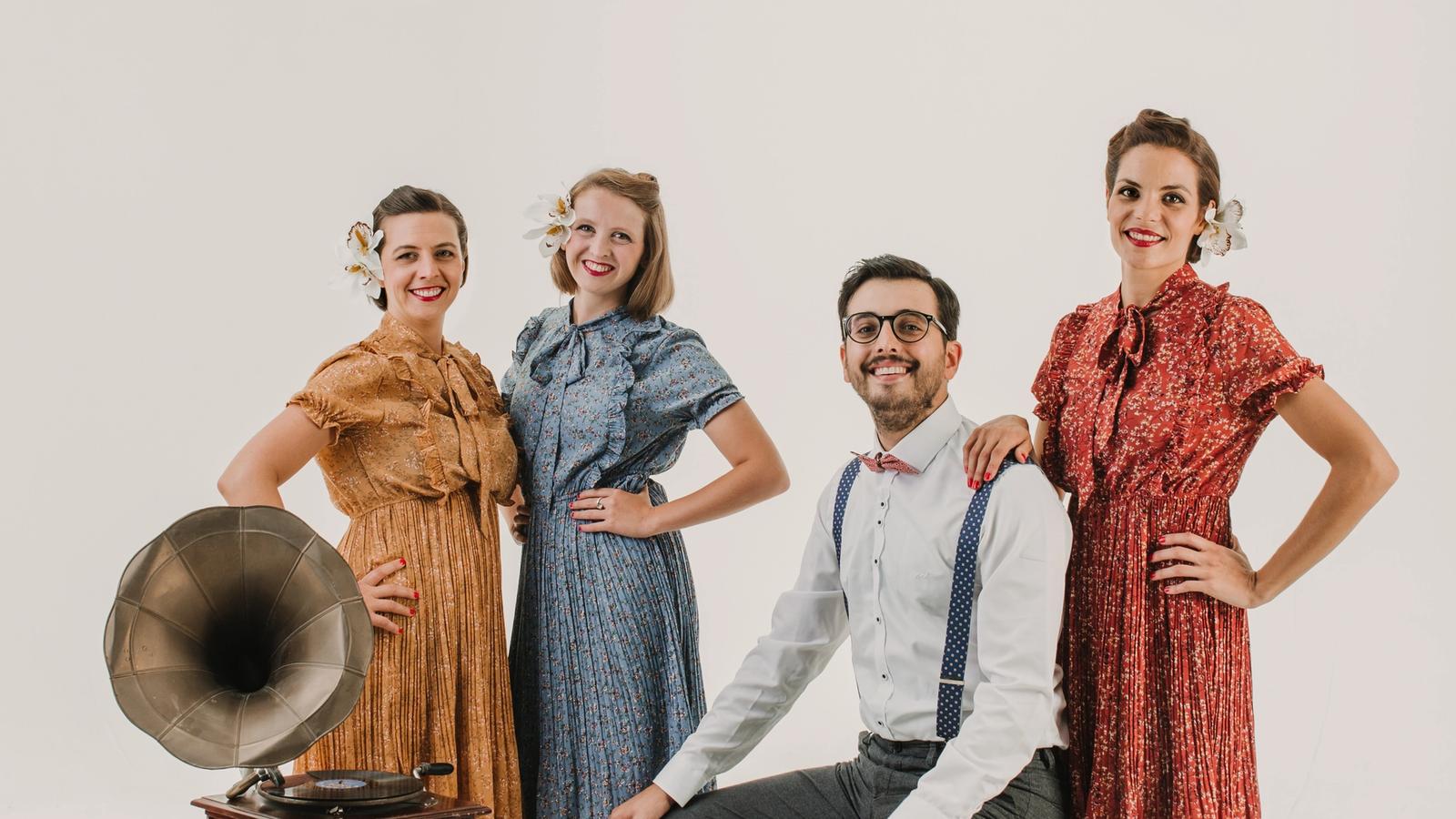 Las integrantes de Dómisol Sisters, banda de swing valenciana