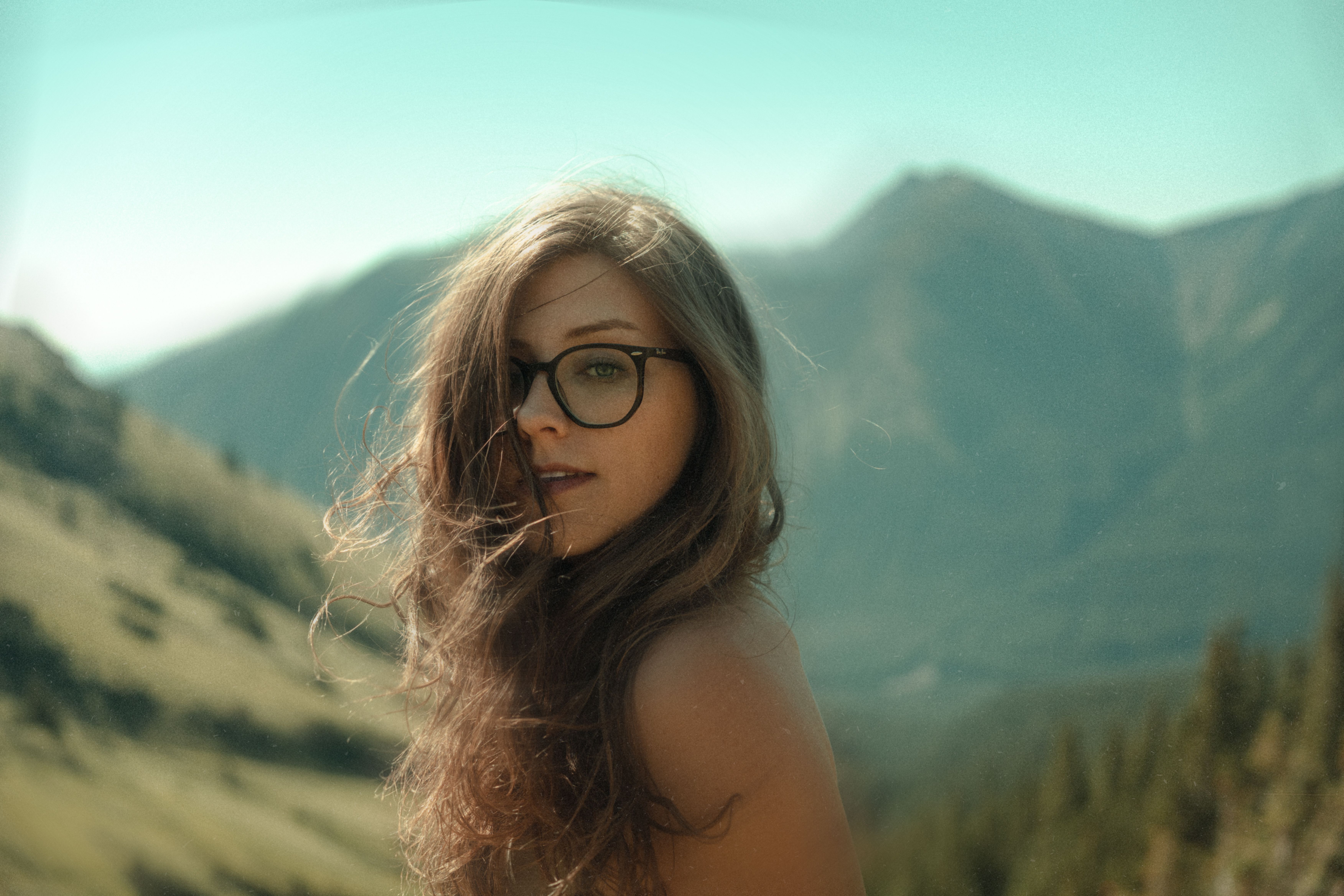 Olessia Portrait - Mist Mountain - Photography