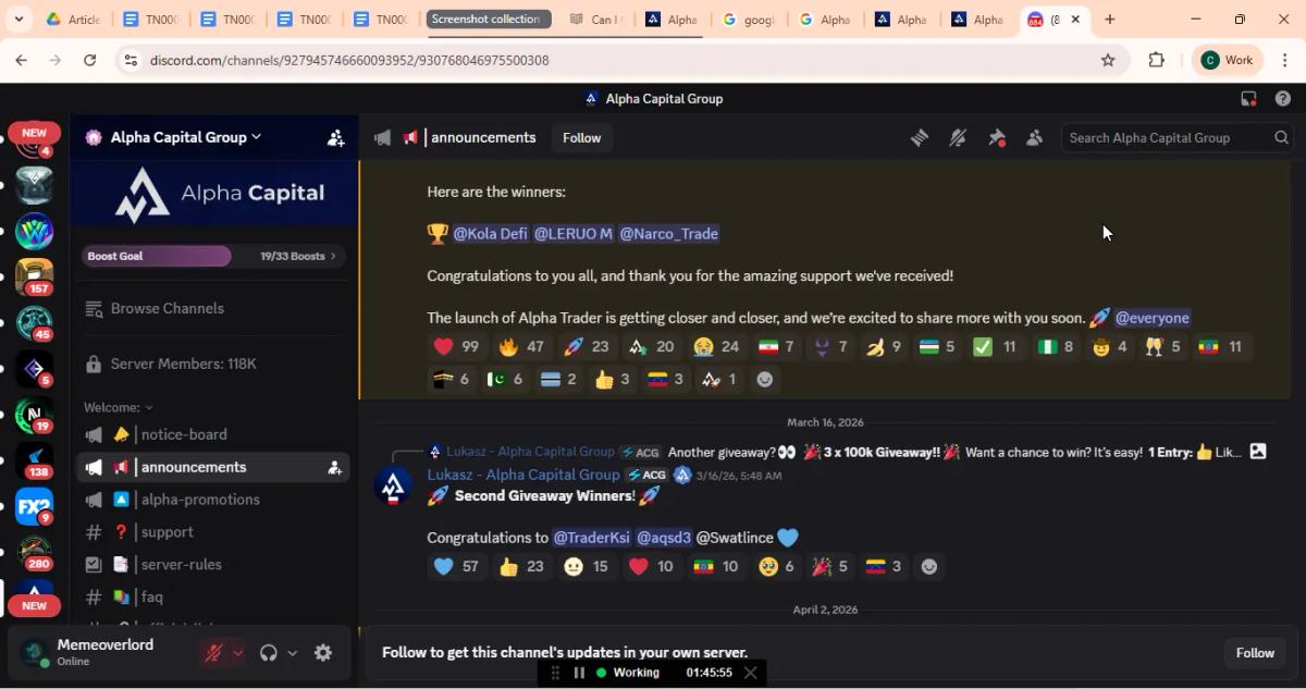 Soporte Discord Alpha Capital Group agentes del equipo respondiendo en canal público