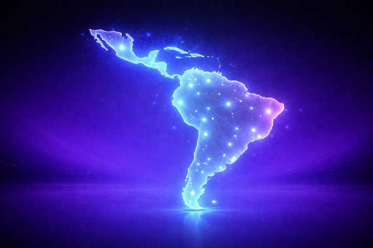 Mapa estilizado de América Latina en material vítreo 3D con puntos de luz eléctrica azul y cian distribuidos sobre los países, representando actividad de trading, sobre fondo de gradiente oscuro con aura púrpura