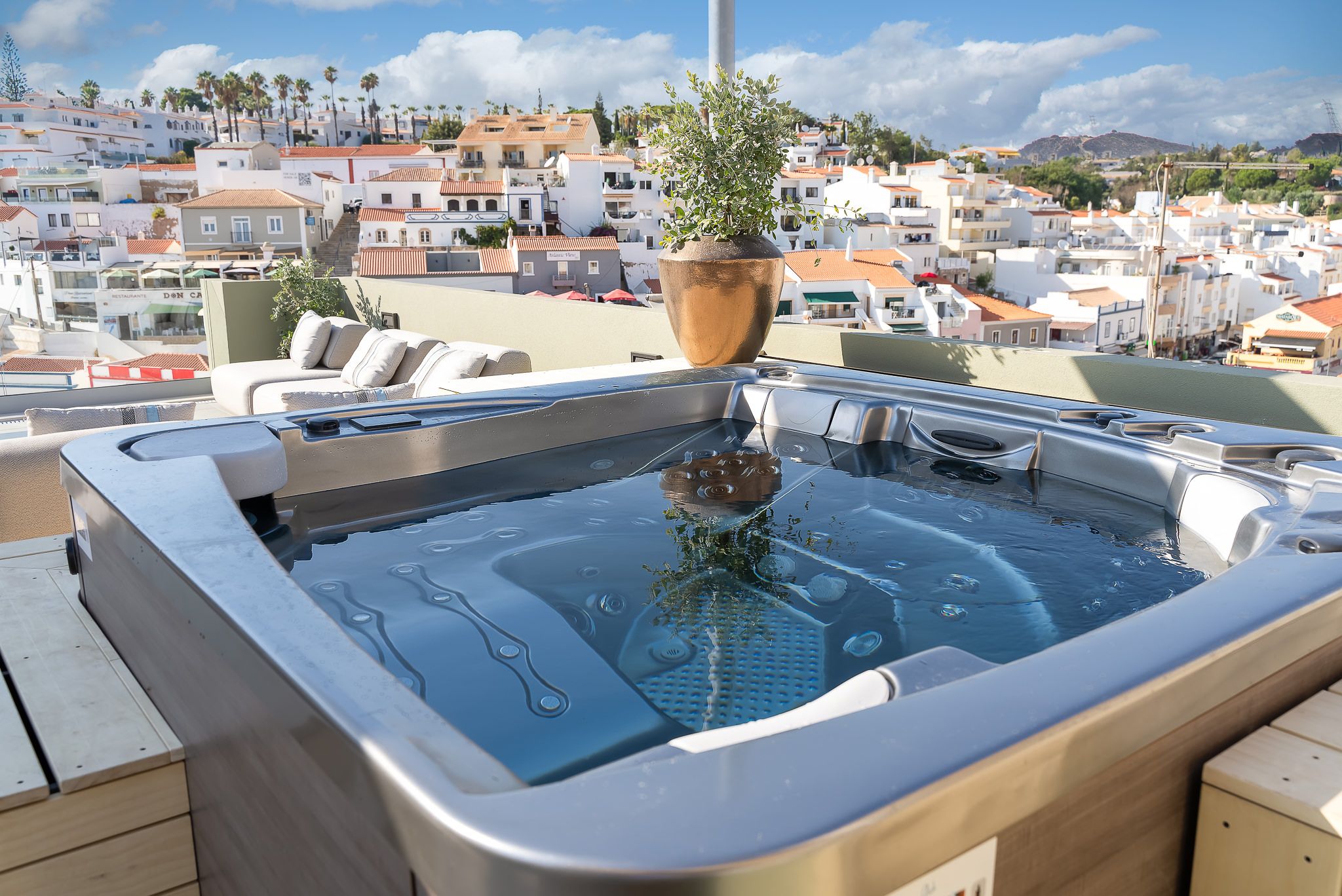 Beach House jaccuzzi
