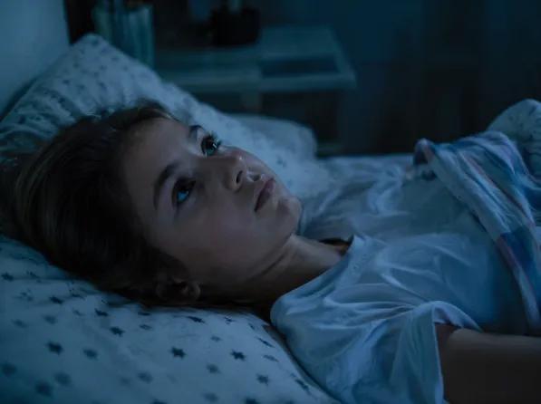 My child does not sleep well at night: what to do at each stage of childhood illustration