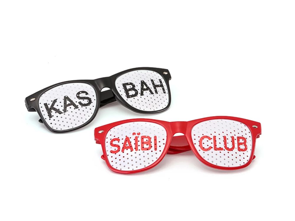 Lens logo position on promotional sunglasses