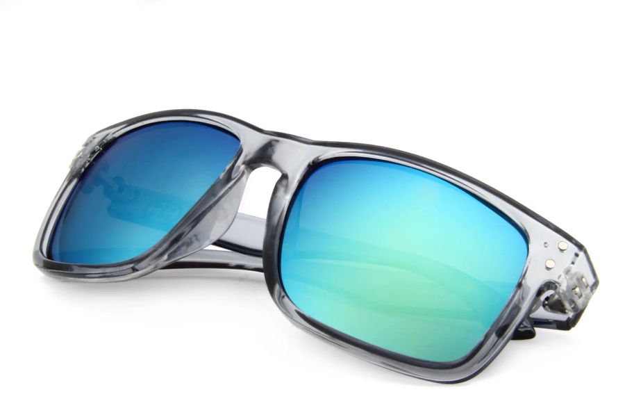 Curved temple and side profile of DM-524 reflective lens sunglasses