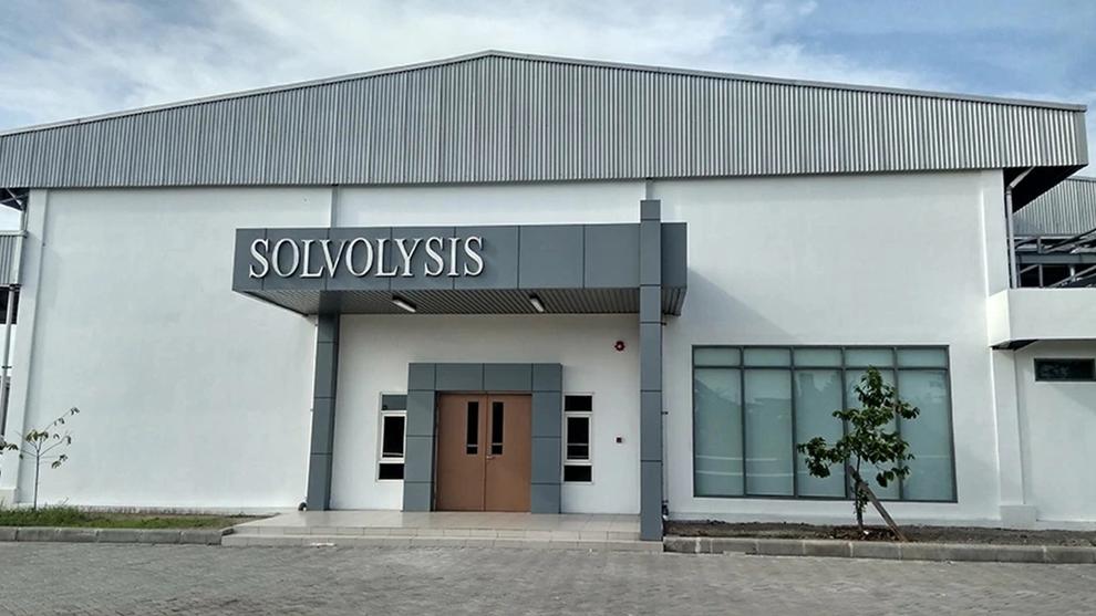 Solvolysis factory