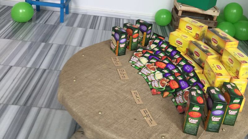Lipton teas and Knorr packet soups on a table