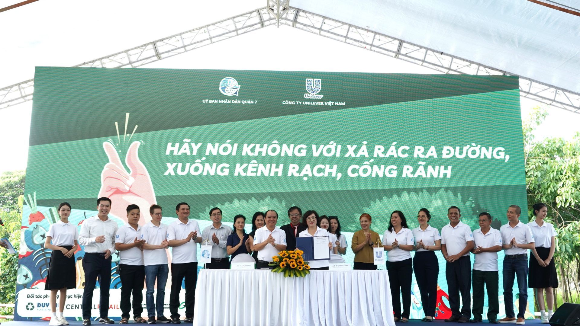 Mô hình giúp Unilever Việt Nam phân loại thu gom 12000 tấn rác thải nhựa   Báo Dân trí