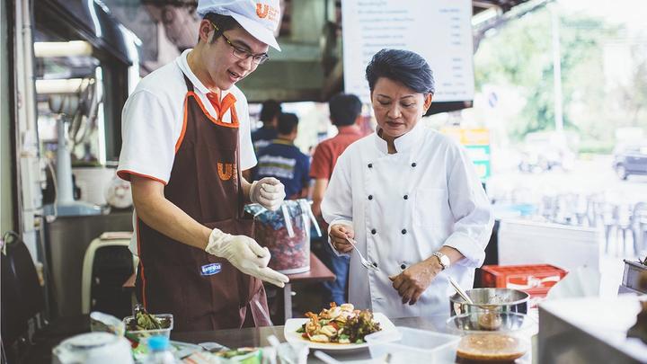 Unilever Food Solutions – a business built by chefs. Our cooks in action