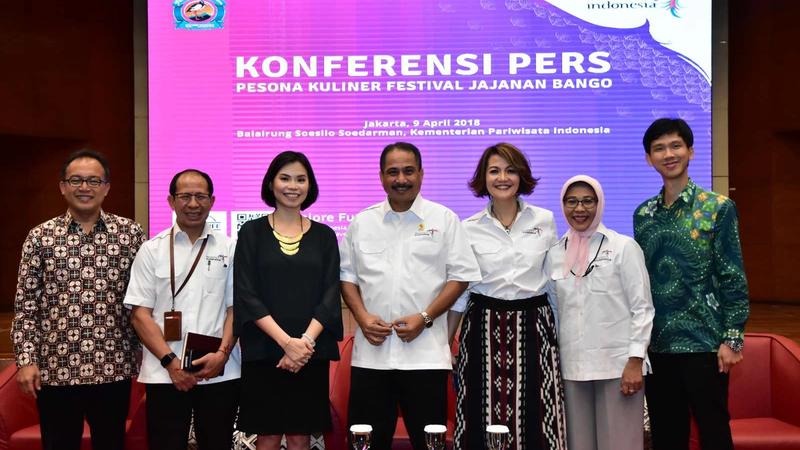 Unilever Indonesia Festival Jajanan Bango Kemenpar Foto Bersama