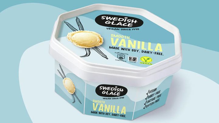 Swedish Glace ice cream tub made from recycled polypropylene.