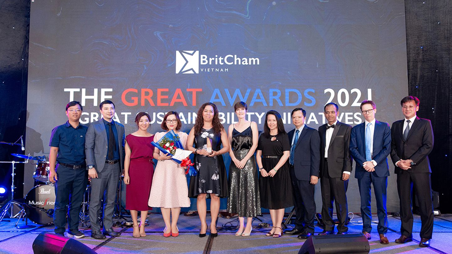 Unilever nhan giai thuong Phat trien Ben vung tai BritCham Award