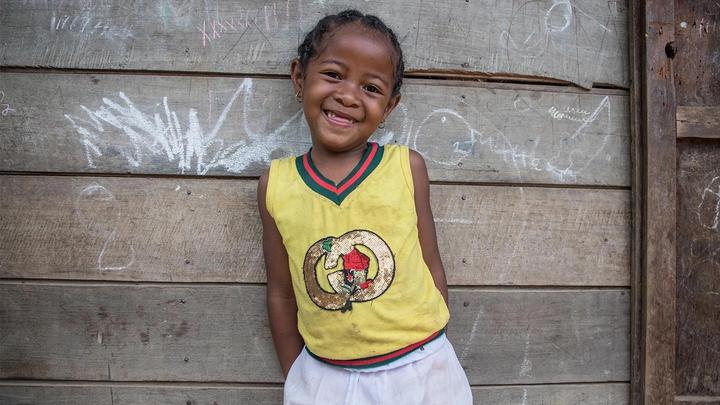 Tasmanie, 6 years old, in her village in Madagascar.