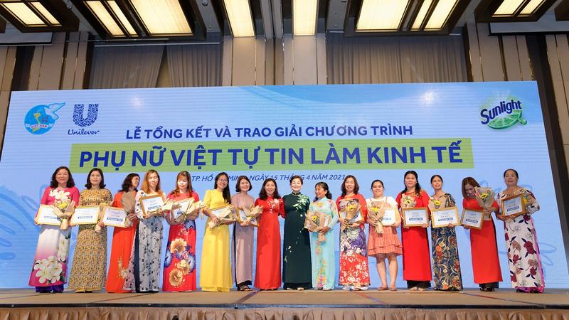 Phụ nữ Việt tự tin làm kinh tế do Unilever và Sunlight thực hiện