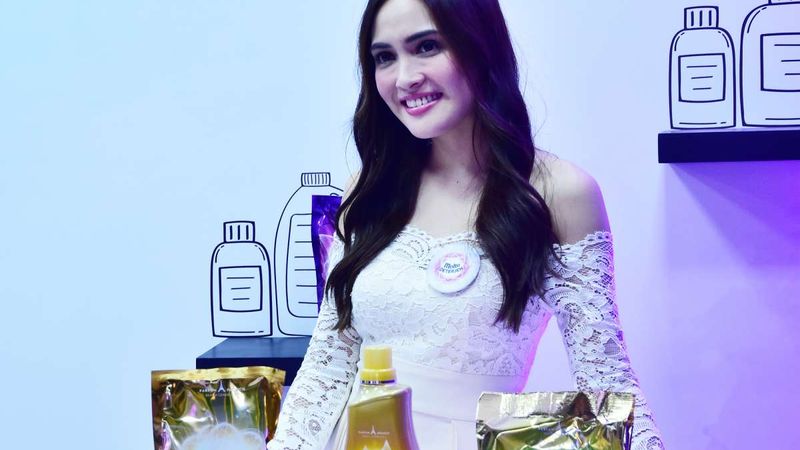 Unilever Indonesia - Molto Deterjen - Shandy Aulia